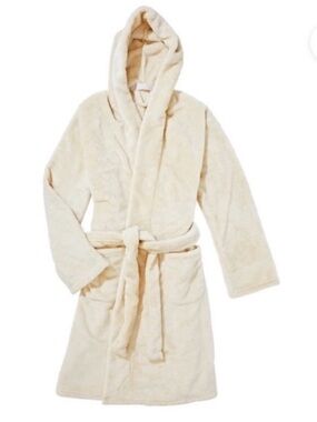 Summer & Rose Plush Cozy Hooded Robe